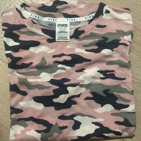 2 for $20 Victoria’s Secret Pink camo t-shirt - Picture 3 of 3
